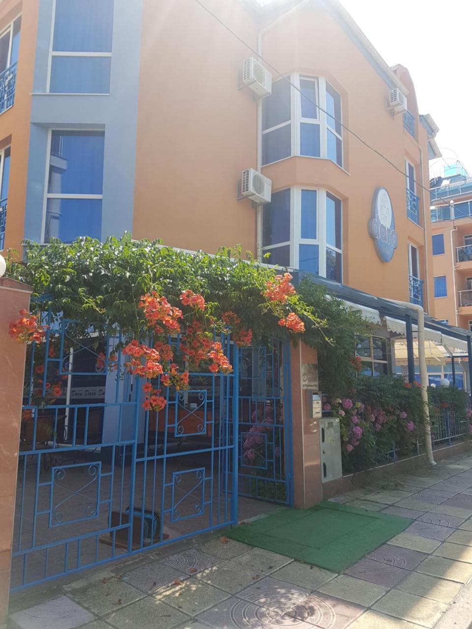 Dara Hotel Primorsko Luaran gambar