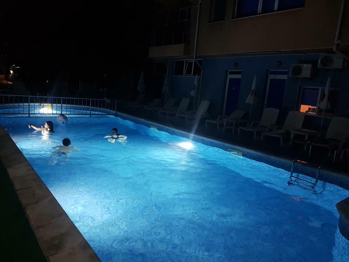 Dara Hotel Primorsko Luaran gambar