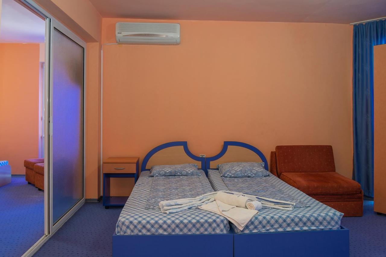 Dara Hotel Primorsko Luaran gambar